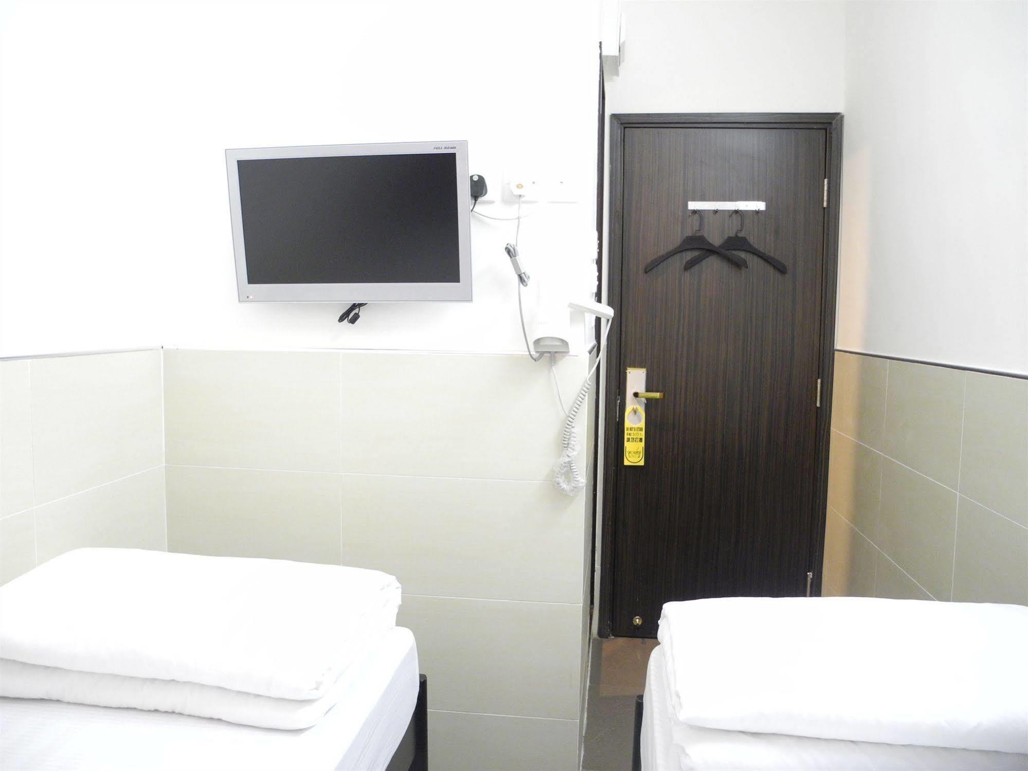Kowloon Mongkok 1812 Guest House Hong Kong Exterior foto
